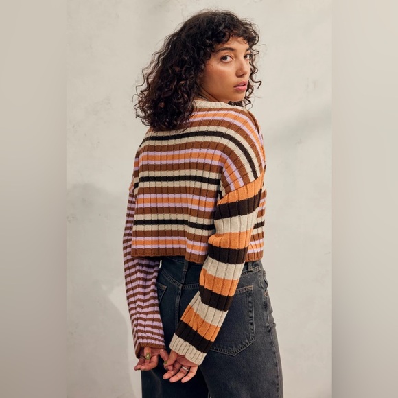 Urban Outfitters Y2K Mixed Stripe V-Neck Cropped Knit Sweater, Size Medium - Picture 2 of 9